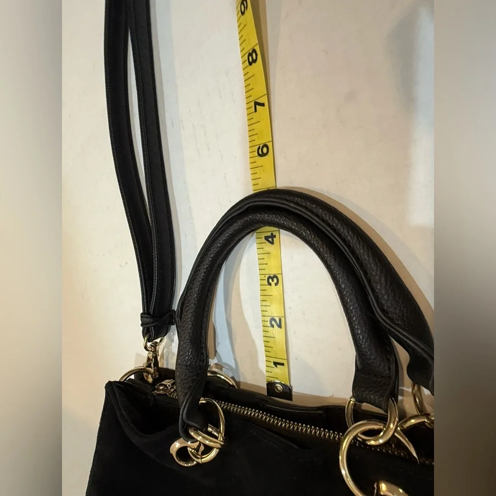 Andrew Marc/Marc New York Small Crossbody Black Bag W/Gold Accents‎ Exude Luxury